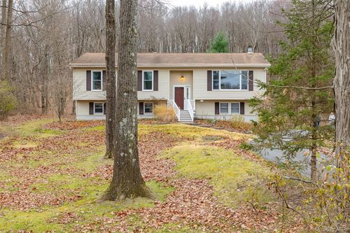 26 Saint Paul Rd, Milan, NY, 12571-2375 | Card Image