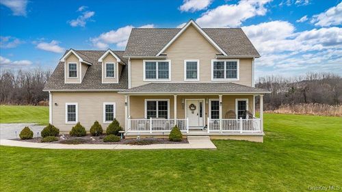 77 Houston Rd, Goshen, NY, 10924-6402 | Card Image