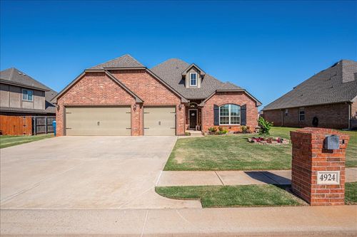 4924 Champlain Pl, Edmond, OK, 73025-2593 | Card Image