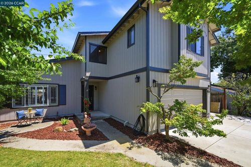 3611 Sunview Ct, Concord, CA, 94520-1337 | Card Image