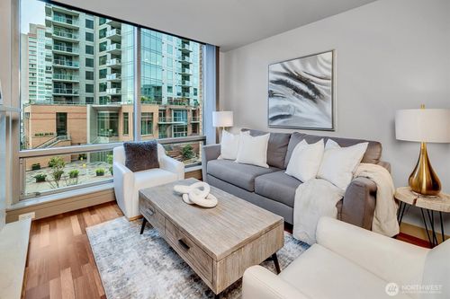 unit-422-10650 Ne 9th Pl, Bellevue, WA, 98004-5012 | Card Image