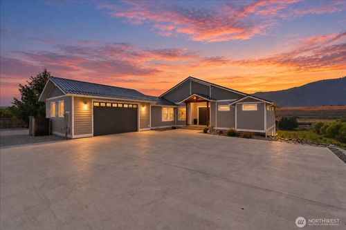 2259 Washington St, Manson, WA, 98831-9542 | Card Image