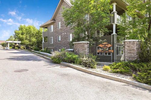3207 Millrise Point Sw, Calgary, AB, T2Y3W4 | Card Image
