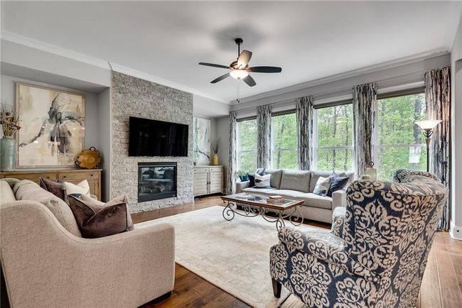 10140 Grandview Sq, House other with 5 bedrooms, 5 bathrooms and null parking in Duluth GA | Image 18