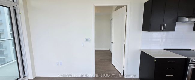 2415 - 8960 Jane St, Condo with 2 bedrooms, 3 bathrooms and null parking in Concord ON | Image 14