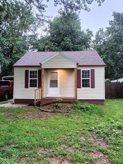 641 S Warren Ave, Springfield, MO, 65802-4860 | Card Image