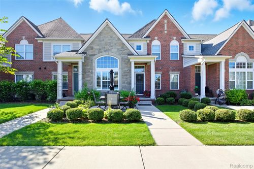 45678 Aragon Ln, Canton, MI, 48187-6639 | Card Image