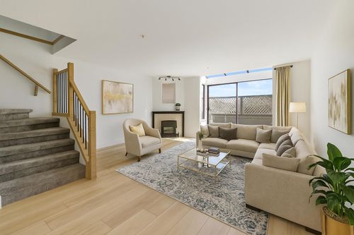 209-22356 Mcintosh Ave, Maple Ridge, BC, V2X3C1 | Card Image