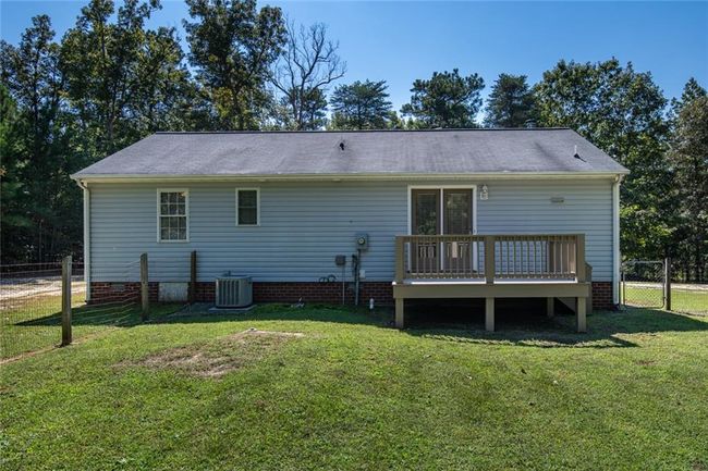 8862 Piney Branch Lane, Home with 3 bedrooms, 2 bathrooms and null parking in New Kent VA | Image 18