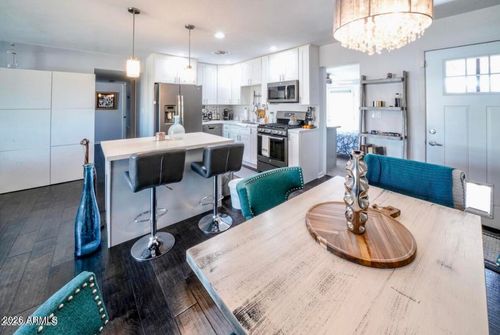 1207 E Alice Ave, Phoenix, AZ, 85020-3215 | Card Image