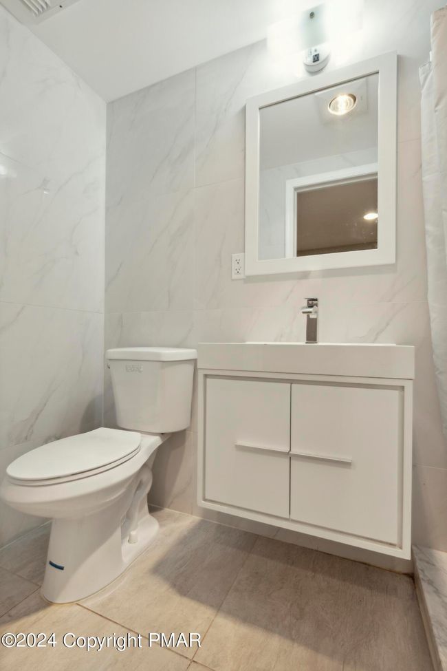 24-37 Summit Wind Drive24 | Image 19