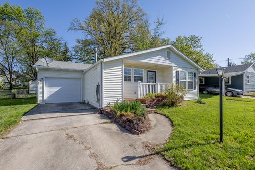 621 Grand Ave, MOBERLY, MO, 65270 | Card Image