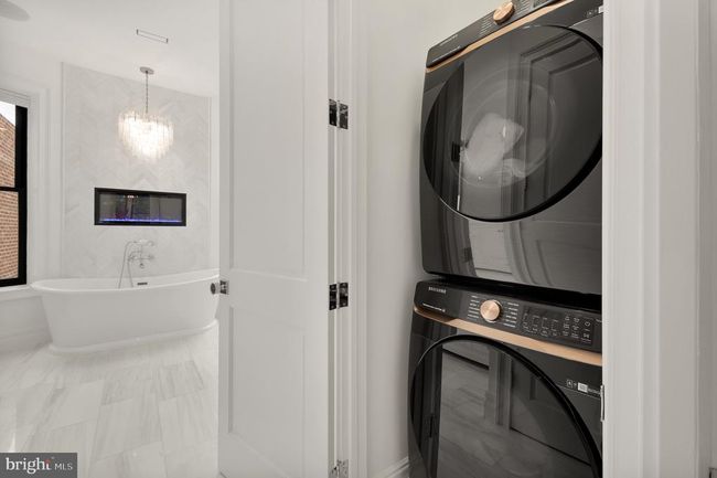 1722 Q St Nw, Townhouse with 6 bedrooms, 5 bathrooms and null parking in WASHINGTON DC | Image 17