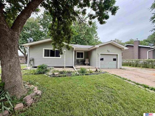105 Brentwood Ave, Hickman, NE, 68372-9618 | Card Image