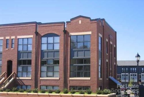 559 New Bern Station Ct, Charlotte, NC, 28209-1154 | Card Image