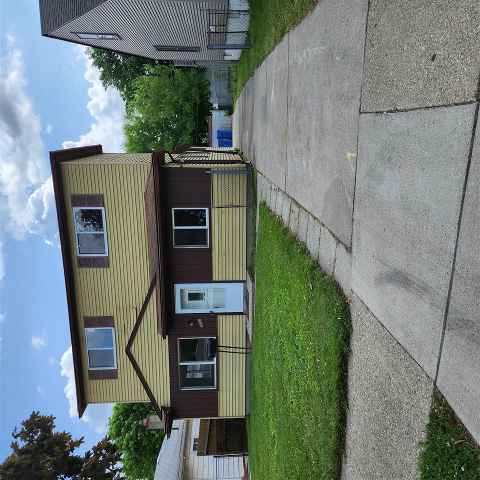 Campbell St, Dearborn Heights, MI 48125