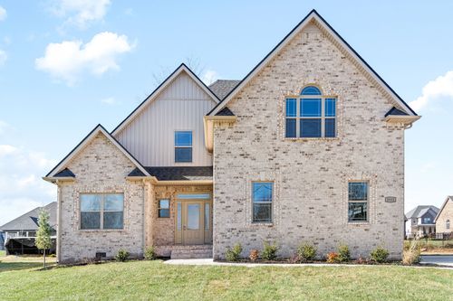 5006 Royal View Way, Clarksville, TN, 37040-3680 | Card Image
