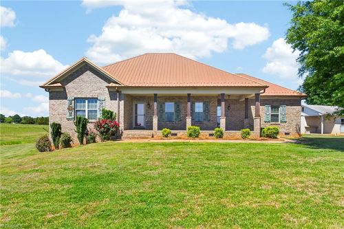 605 Walter Meadows Rd, Randleman, NC, 27317-7344 | Card Image