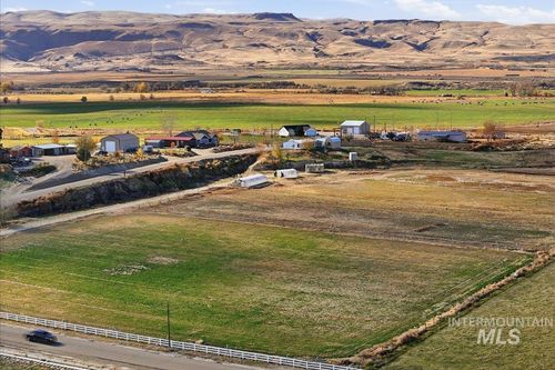 4320 Pershall Rd, Marsing, ID, 83639-8146 | Card Image