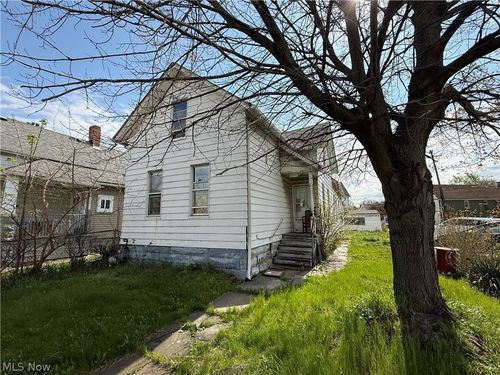 3319 Fulton Road, Cleveland, OH, 44109 | Card Image