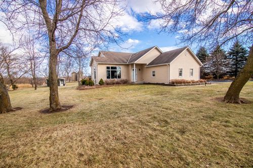 5232 County Highway P, West Bend, WI, 53095 | Card Image