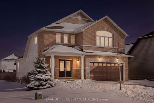 2 Tina Crt, Lindsay, ON, K9V0C8 | Card Image