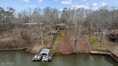 202 Lake Shore Dr, Ashland, MS, 38603-6067 | Card Image