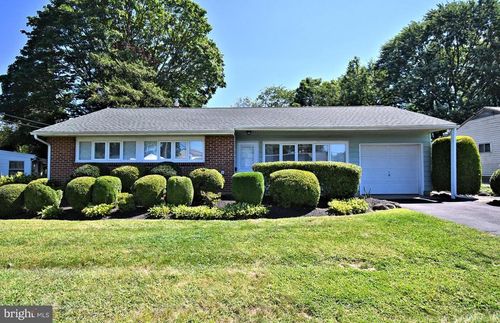 2881 Garfield Ln, FEASTERVILLE TREVOSE, PA, 19053-6720 | Card Image