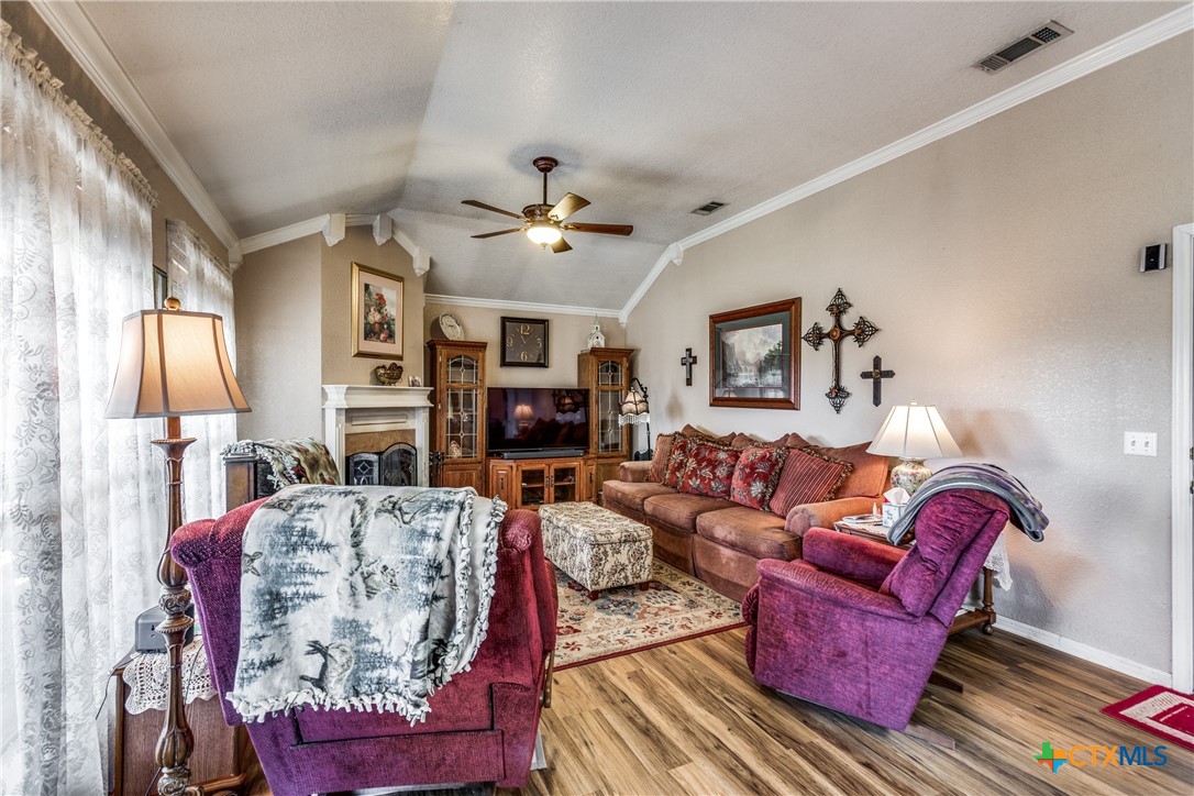 Residential in Kempner 4
