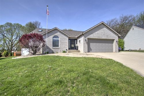 3105 Colorado Dr, Decatur, IL, 62526-2332 | Card Image