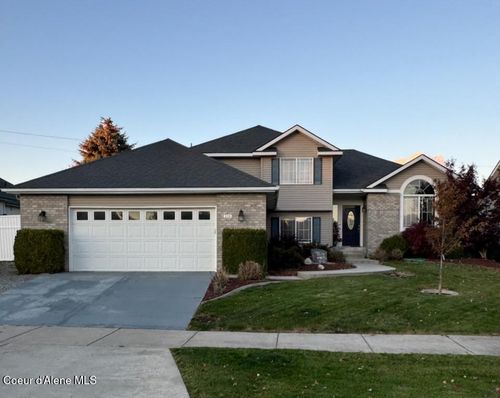 315 E Titanium Ct, Post Falls, ID, 83854-6680 | Card Image