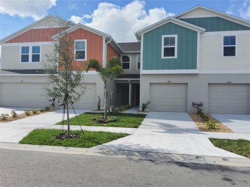 3727 King Hill Dr, HAINES CITY, FL, 33844-9370 | Card Image