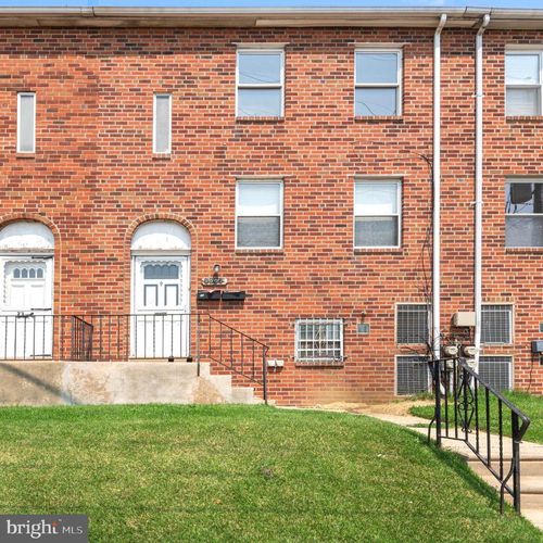 1003 Red Lion Rd, Philadelphia, PA, 19115-1504 | Card Image