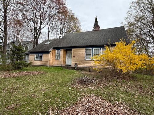 19 Upland Rd, Pittsfield, MA, 01201-1629 | Card Image