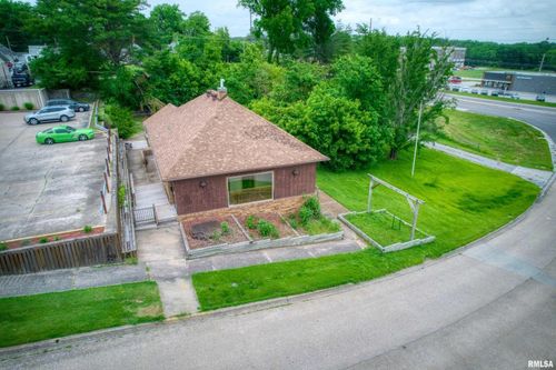 330 North St, Murphysboro, IL, 62966-2235 | Card Image