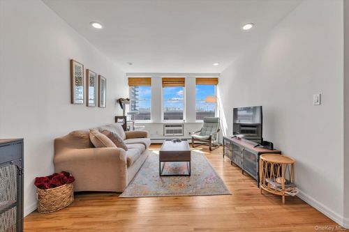 apt-207-25 W Broadway, Long Beach, NY, 11561-4026 | Card Image