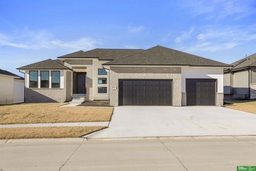 5444 N 212th St, Elkhorn, NE, 68022-5353 | Card Image