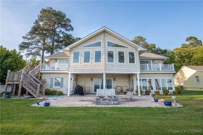 Outdoor Living, Waterside | Image 20