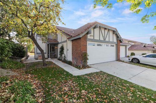 28832 Oak Spring Canyon Rd, Canyon Country, CA, 91387-2156 | Card Image