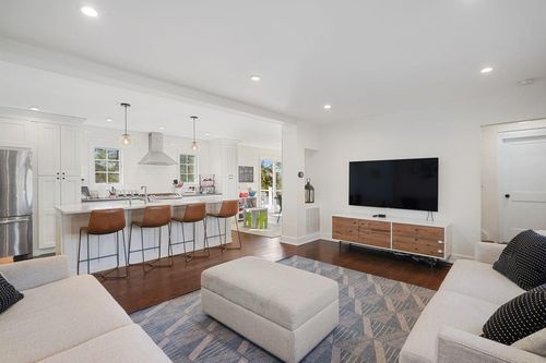 29 Half Moon Ln, Tarrytown, NY, 10591-4807 | Card Image