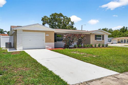 5321 Sparrow Dr, HOLIDAY, FL, 34690-2170 | Card Image