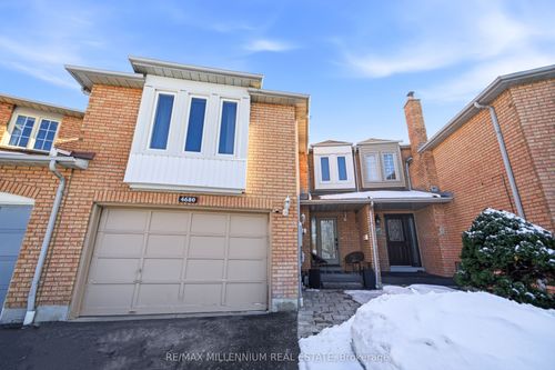 4680 Crosscreek Court, Mississauga, ON, L5V1G5 | Card Image