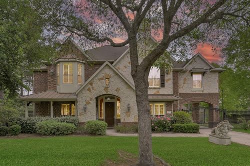 13221 Autumn Ash Dr, Conroe, TX, 77302-3144 | Card Image