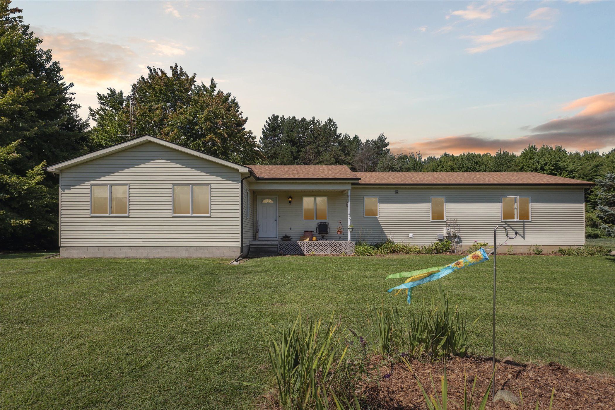 Joy Rd, Metamora, MI 48455