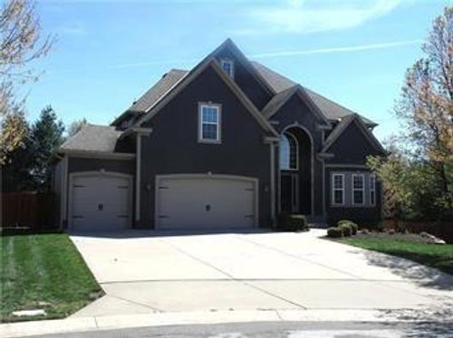 15857 Linden Street, Overland Park, KS, 66224 | Card Image