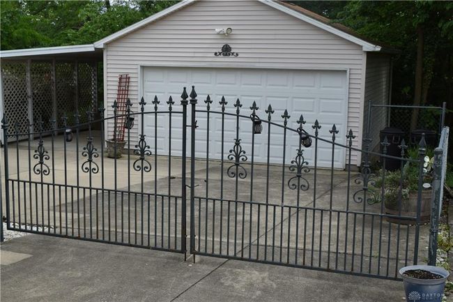 438 Crusader Dr, House other with 4 bedrooms, 3 bathrooms and null parking in Dayton OH | Image 43