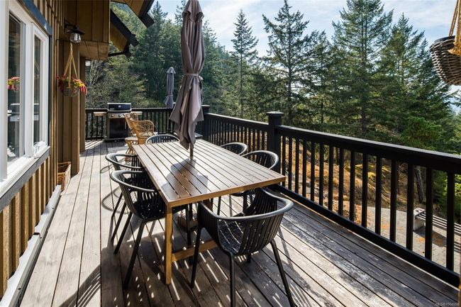 4920 Nagle Rd, House other with 3 bedrooms, 4 bathrooms and 6 parking in Sooke BC | Image 18