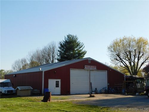 1000 W Market St, Salem, IN, 47167-1440 | Card Image