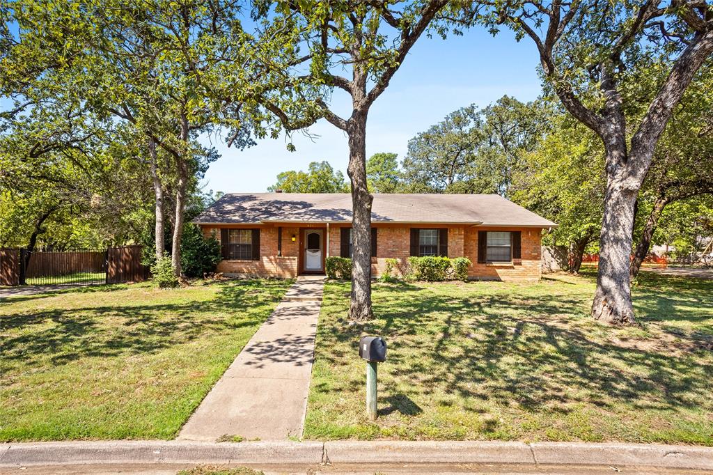 Cimarron Trl, Southlake, TX 76092