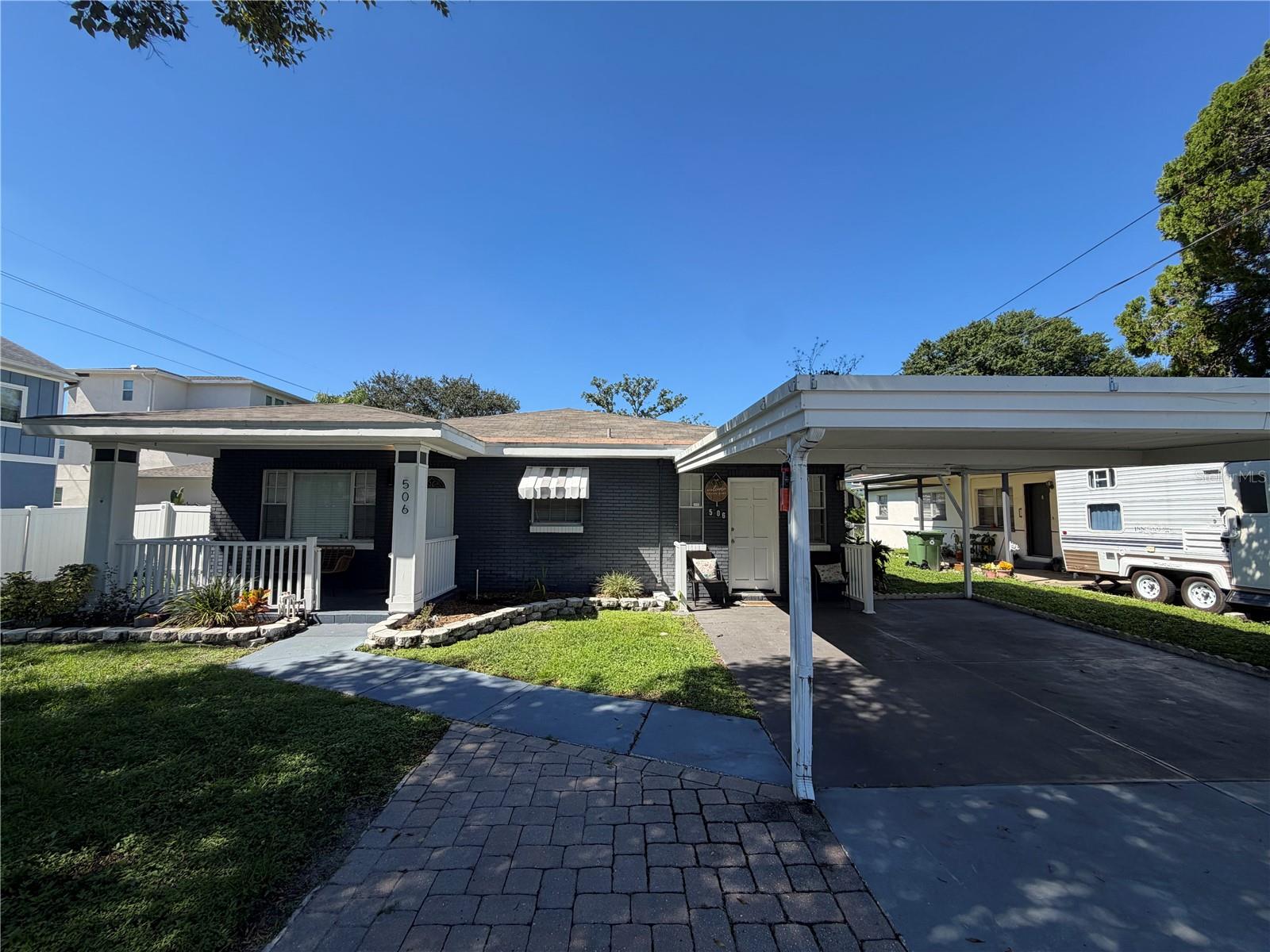 Residential Lease in TAMPA